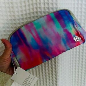 Lululemon Multicolor crossbody